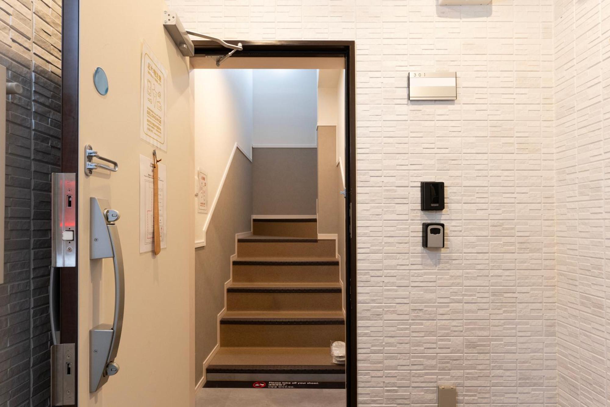 E-Stay Namba Osaka Zewnętrze zdjęcie