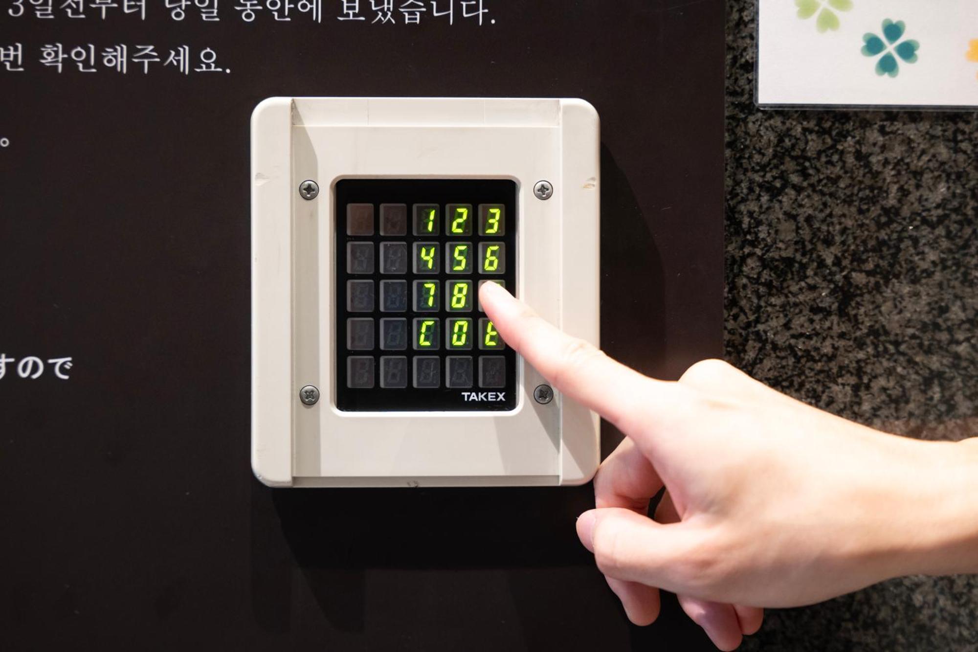E-Stay Namba Osaka Zewnętrze zdjęcie